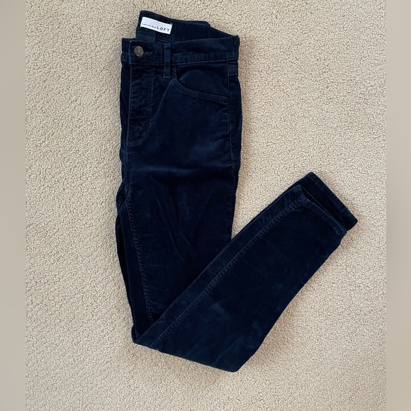 LOFT Velvet Skinny Pants in Ominous Navy - size 25 / 0 - Picture 1 of 6